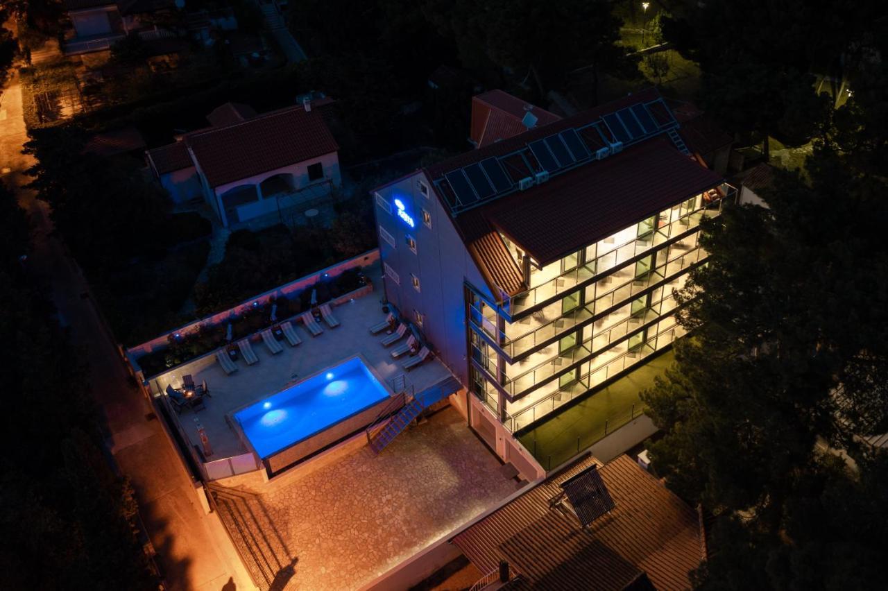 Villa Aqua - Adults Only Бол Экстерьер фото